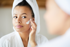 The Perfect AM Skincare Routine: A Guide 