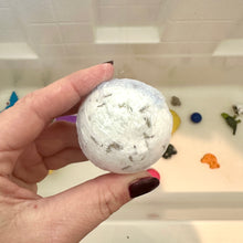 Lavender Bath Bomb, 2.5 Oz